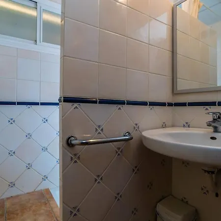 Fornells De La Selva Sleeps 6 Pool *