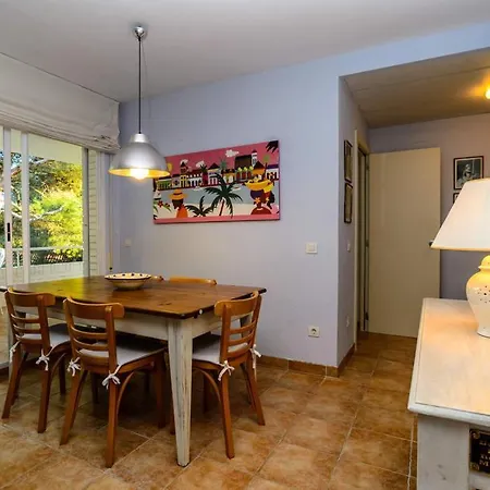 Fornells De La Selva Sleeps 6 Pool